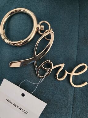 Goldtone New Avon Love Bag Charm